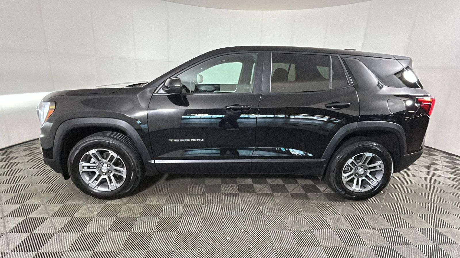 Used 2026 GMC Terrain Elevation AWD/4WD image 6