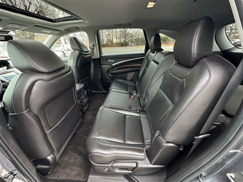 Used 2018 Acura MDX SH-AWD image 19
