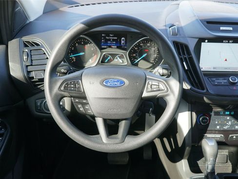 Used 2017 Ford Escape SE w/ Equipment Group 201A FWD image 24