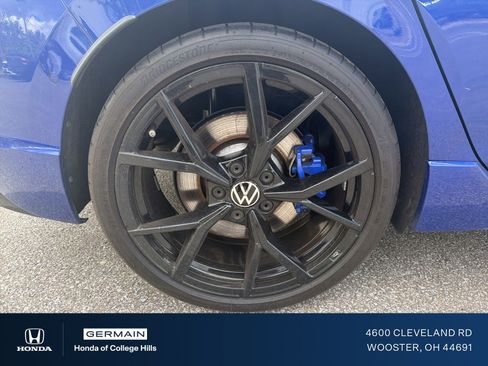 Used 2023 Volkswagen Golf 20th Anniversary Edition AWD/4WD image 5