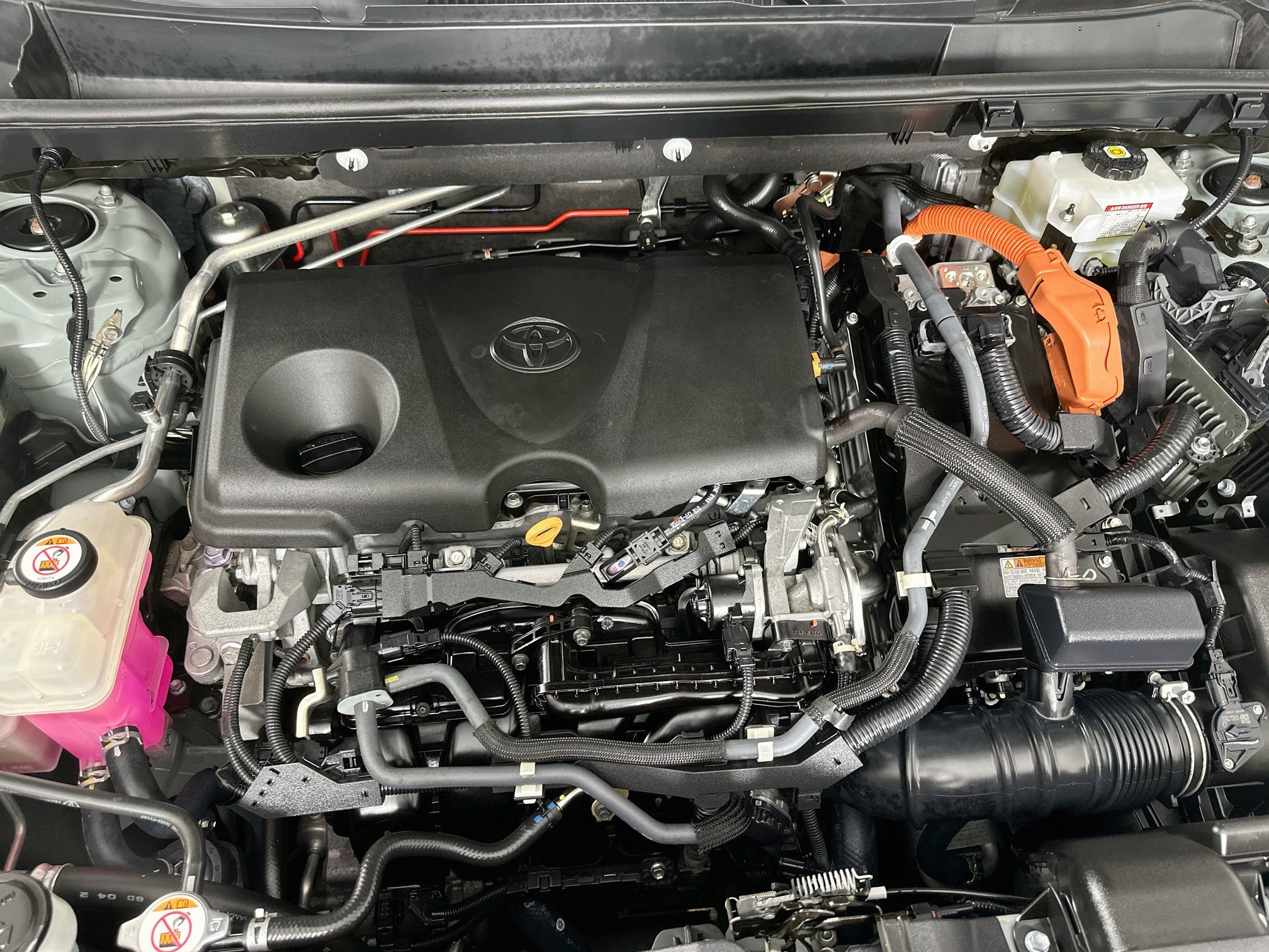 Used 2021 Toyota RAV4 XLE Premium AWD/4WD image 35