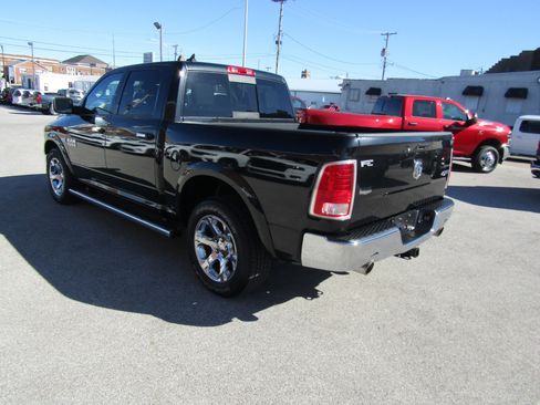 Used 2017 RAM 1500 Laramie image 5