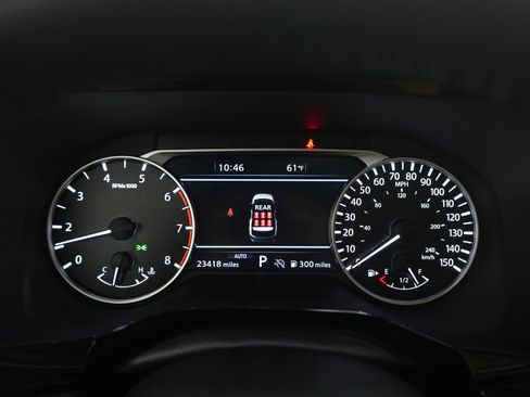 Used 2024 Nissan Pathfinder SL AWD/4WD image 26