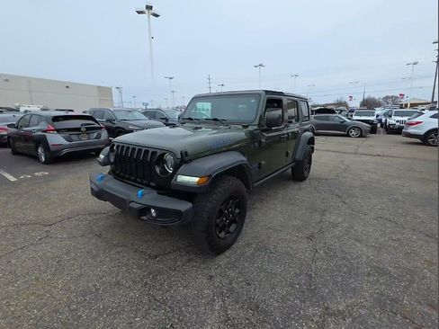 Used 2023 Jeep Wrangler Unlimited w/ Cold Weather Group AWD/4WD image 1