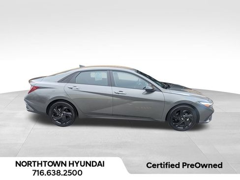 Used 2026 Hyundai Elantra Sport FWD image 12