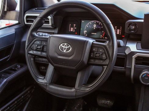 Used 2024 Toyota Tacoma SR5 AWD/4WD image 23