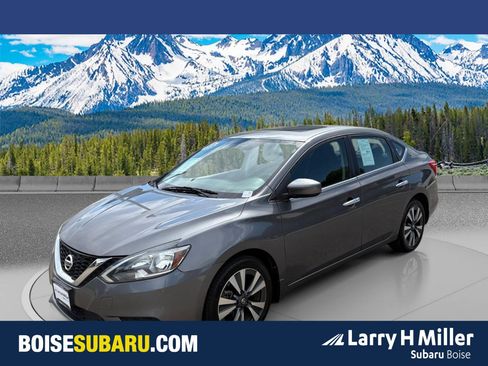 Used 2019 Nissan Sentra SV w/ Special Edition Package FWD image 1