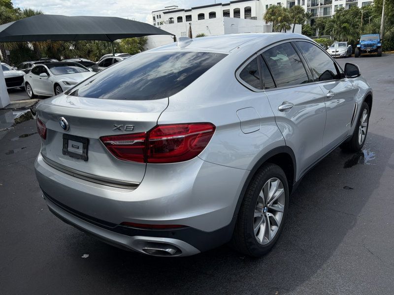 Used 2019 BMW X6 sDrive35i w/ Premium Package RWD image 8