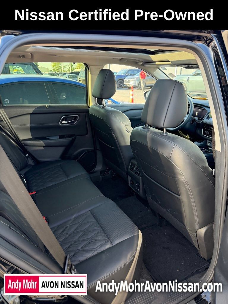 Certified 2024 Nissan Rogue Platinum w/ Platinum Premium Package AWD/4WD image 9