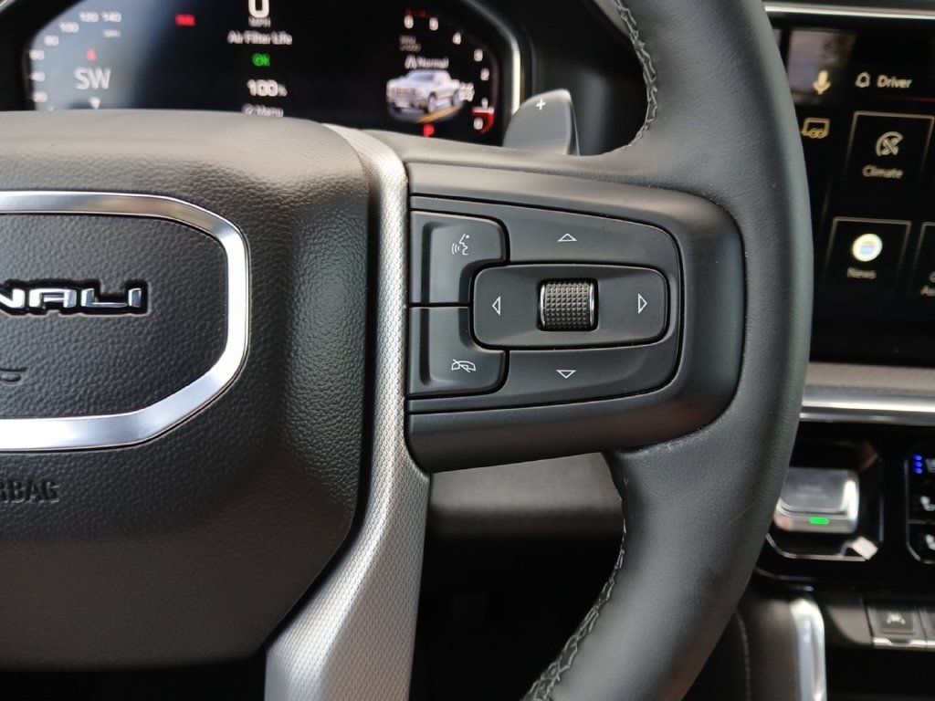 Used 2026 GMC Sierra 1500 Denali w/ Denali Reserve Package AWD/4WD image 23