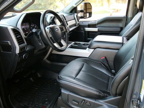 Used 2021 Ford F250 Lariat AWD/4WD image 21