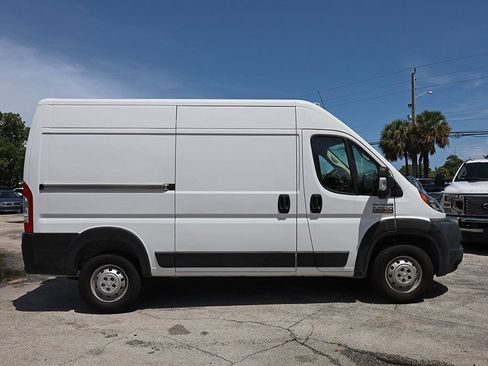 Used 2020 RAM ProMaster 2500 FWD image 10