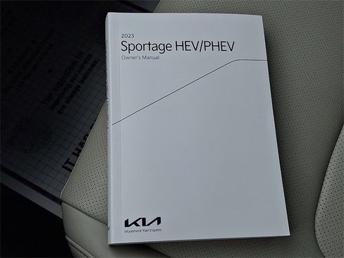 Certified 2023 Kia Sportage EX image 25