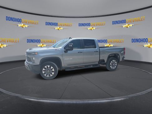 Used 2026 Chevrolet Silverado 2500 Custom w/ Custom Value Package AWD/4WD image 8