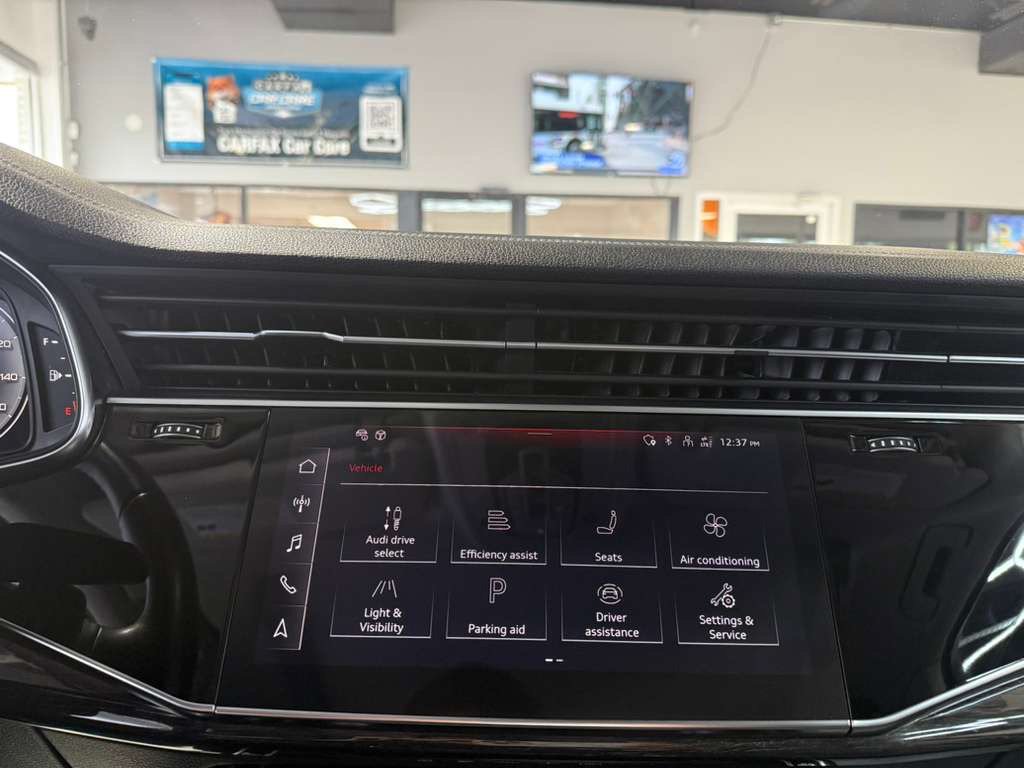 Used 2024 Audi Q7 3.0T Premium Plus AWD/4WD image 19