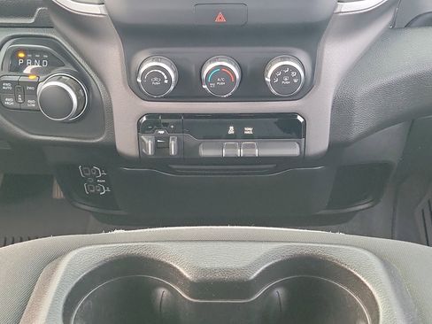 Used 2021 RAM 1500 Big Horn image 17