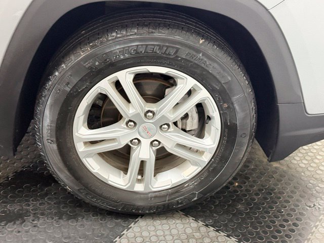 Used 2023 GMC Terrain SLE w/ Driver Convenience Package FWD image 40