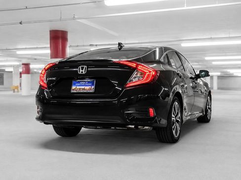 Used 2016 Honda Civic EX-T image 6