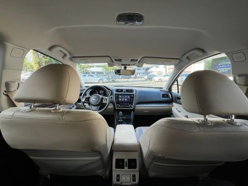 Used 2019 Subaru Outback 2.5i Limited AWD/4WD image 17