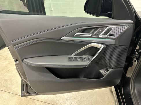 Used 2025 BMW X1 xDrive28i w/ Technology Package image 14