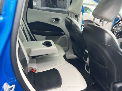 Used 2018 Jeep Compass Limited w/ Navigation Group image 37