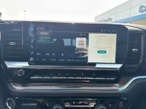 Used 2025 Chevrolet Silverado 2500 LT w/ Safety Package image 24