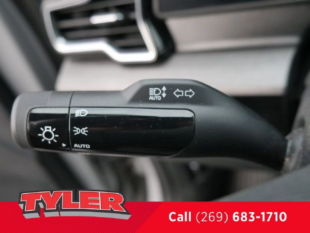 Used 2024 Kia Sportage X-Line w/ X-Line Premium Package AWD/4WD image 25