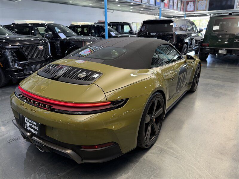 Used 2026 Porsche 911 GTS image 5