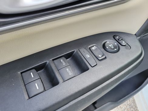Used 2021 Honda CR-V EX-L image 25