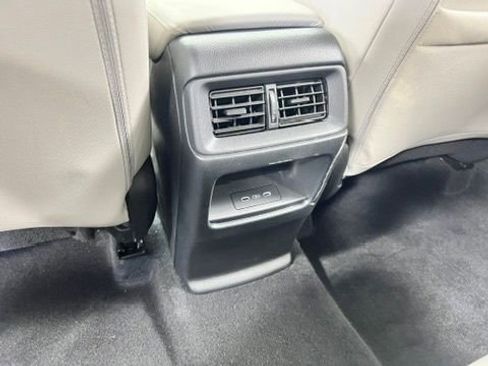 Used 2024 Honda CR-V EX-L image 15