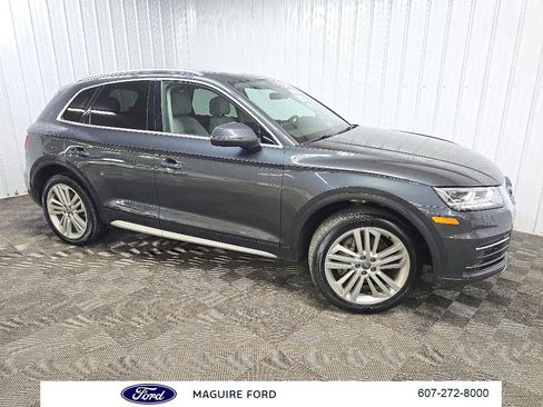 Used 2018 Audi Q5 2.0T Premium Plus w/ Premium Plus Package AWD/4WD image 1