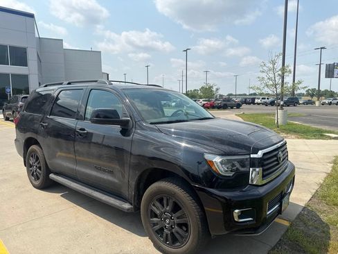 Used 2019 Toyota Sequoia TRD Sport w/ TRD Sport Premium Package AWD/4WD image 2
