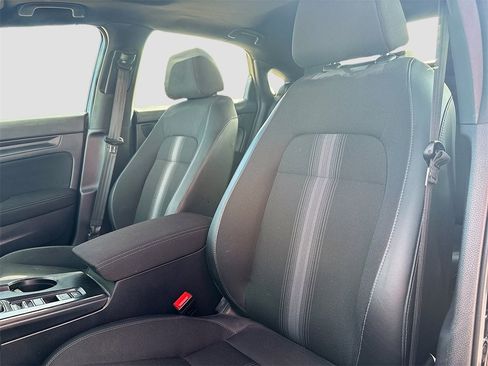 Used 2025 Honda Civic Sport image 20