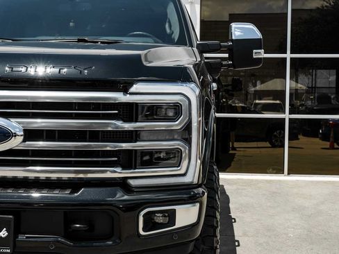 Used 2025 Ford F350 Platinum w/ Platinum Plus Package AWD/4WD image 38