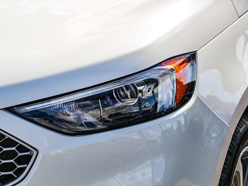 Used 2023 Ford Edge SEL w/ Convenience Package AWD/4WD image 5