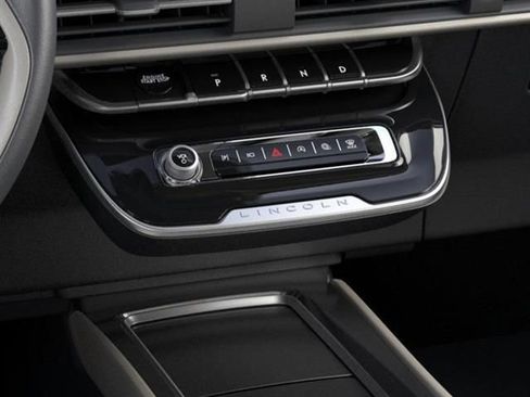 New 2026 Lincoln Corsair Premiere image 15