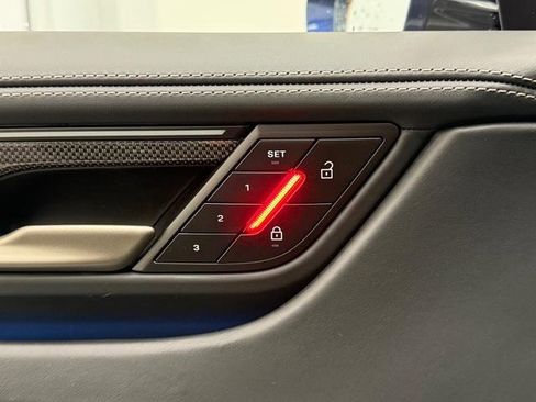 New 2025 Porsche Macan Turbo Electric image 19