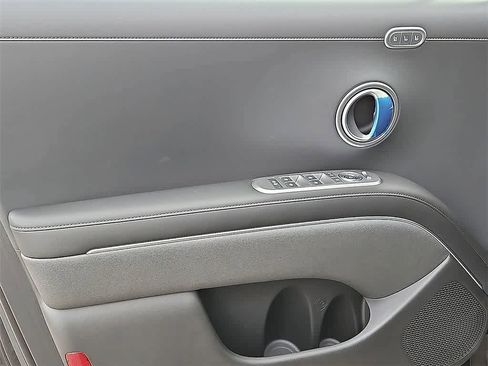 New 2026 Hyundai Palisade Calligraphy FWD image 11
