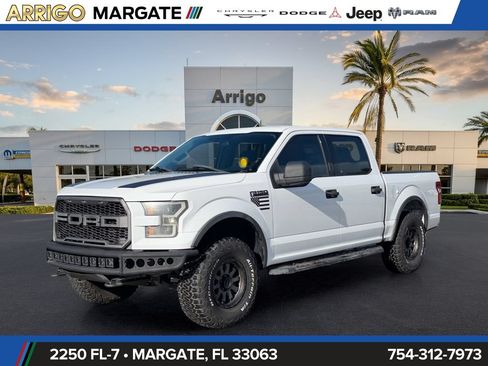 Used 2015 Ford F150 XLT RWD image 3