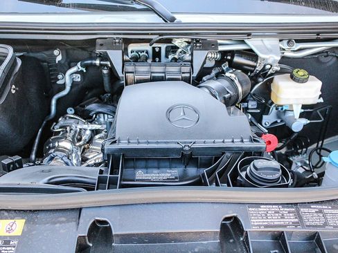 New 2025 Mercedes-Benz Sprinter 2500 image 28