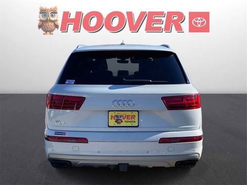 Used 2019 Audi Q7 3.0T Premium Plus w/ Premium Plus Package image 3