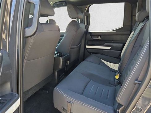 Used 2024 Toyota Tacoma TRD Off-Road image 17