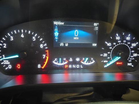 Used 2020 Ford Escape SE image 18