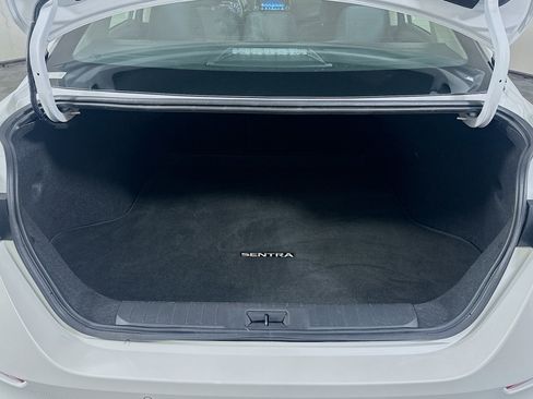 Used 2024 Nissan Sentra SV FWD image 28