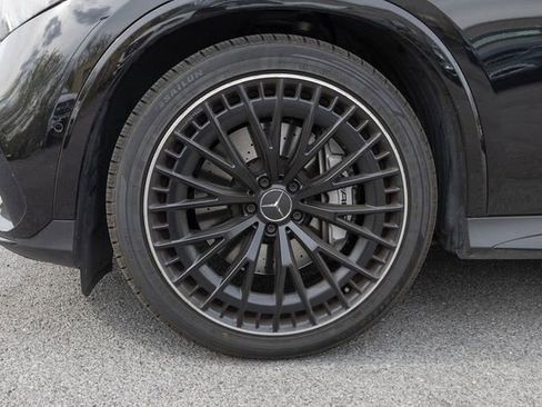 Certified 2025 Mercedes-Benz GLC 43 AMG 4MATIC image 5