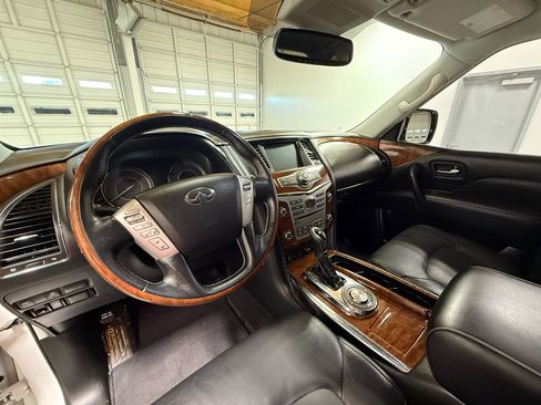Used 2019 INFINITI QX80 Luxe image 10
