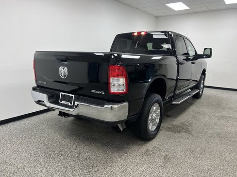 Used 2024 RAM 2500 Big Horn w/ Bed Utility Group image 19