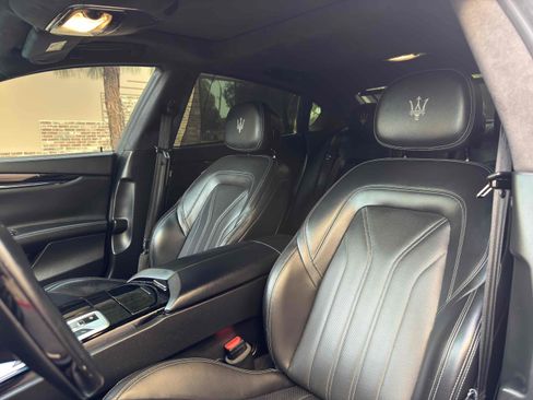 Used 2016 Maserati Quattroporte GTS image 51
