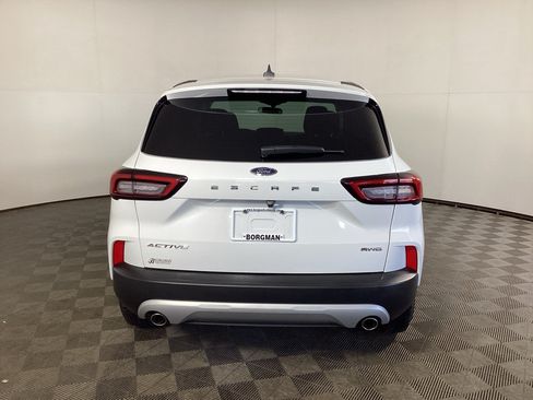 Used 2025 Ford Escape Active w/ Cold Weather Package AWD/4WD image 3