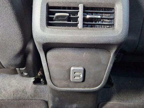 Used 2021 Chevrolet Equinox LT AWD/4WD image 27